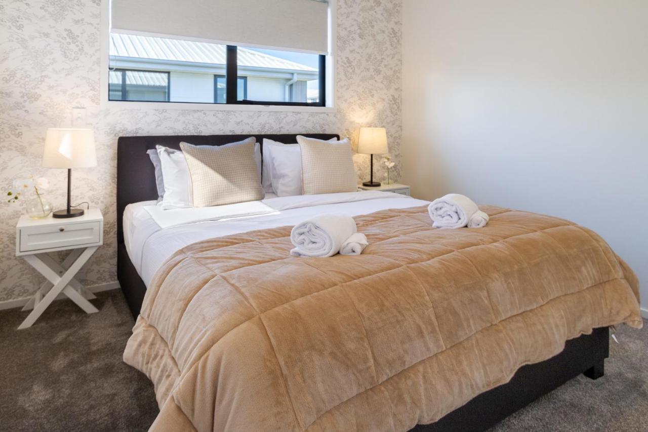 Beachside Bliss: 1 Bed 1 Bath Christchurch Bagian luar foto
